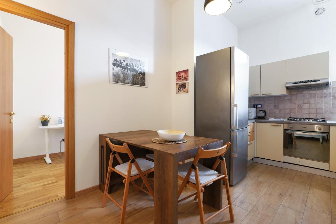 Primopiano - Tibaldi Lägenhet Milano Exteriör bild