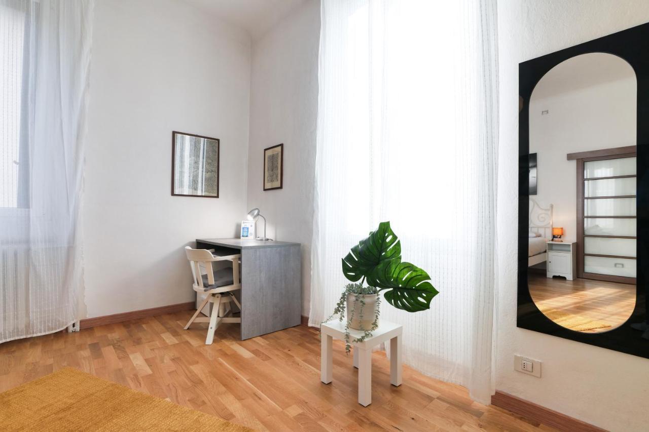 Primopiano - Tibaldi Lägenhet Milano Exteriör bild